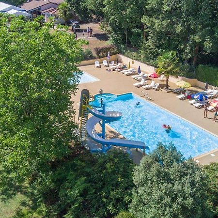 Camping Au Bois Dormant Hotel Chauffour-sur-Vell Exterior photo