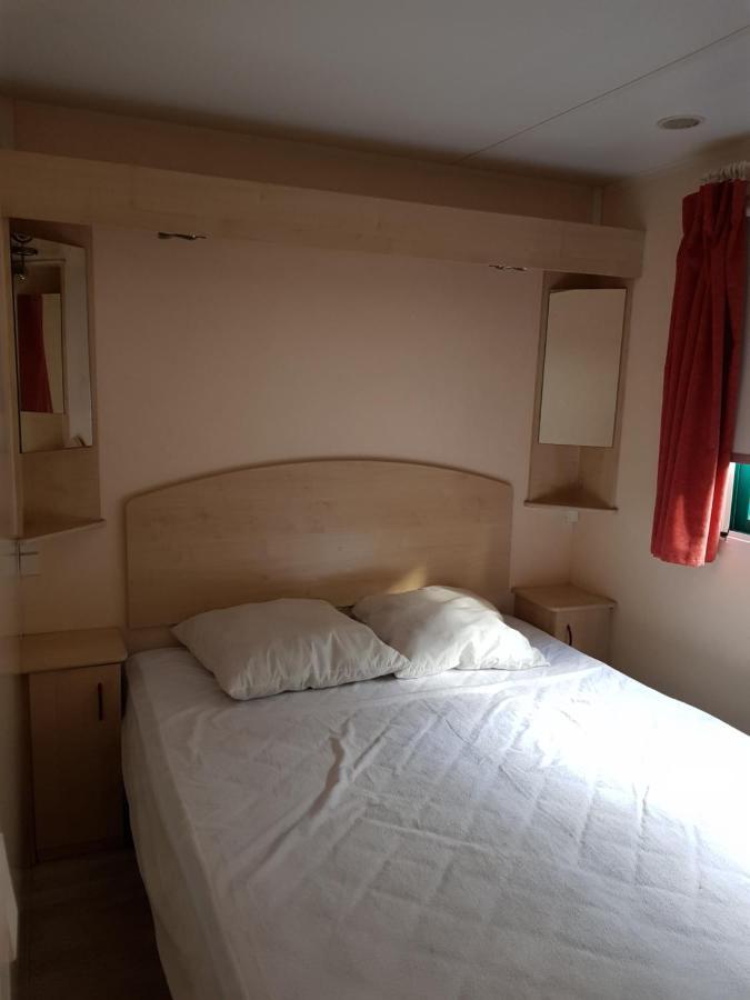 Camping Au Bois Dormant Hotel Chauffour-sur-Vell Exterior photo