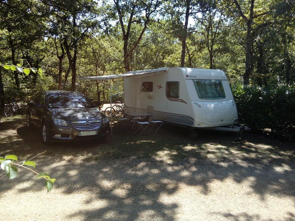 Camping Au Bois Dormant Hotel Chauffour-sur-Vell Exterior photo